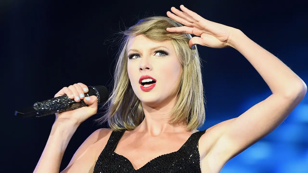 [Bintang] Taylor Swift