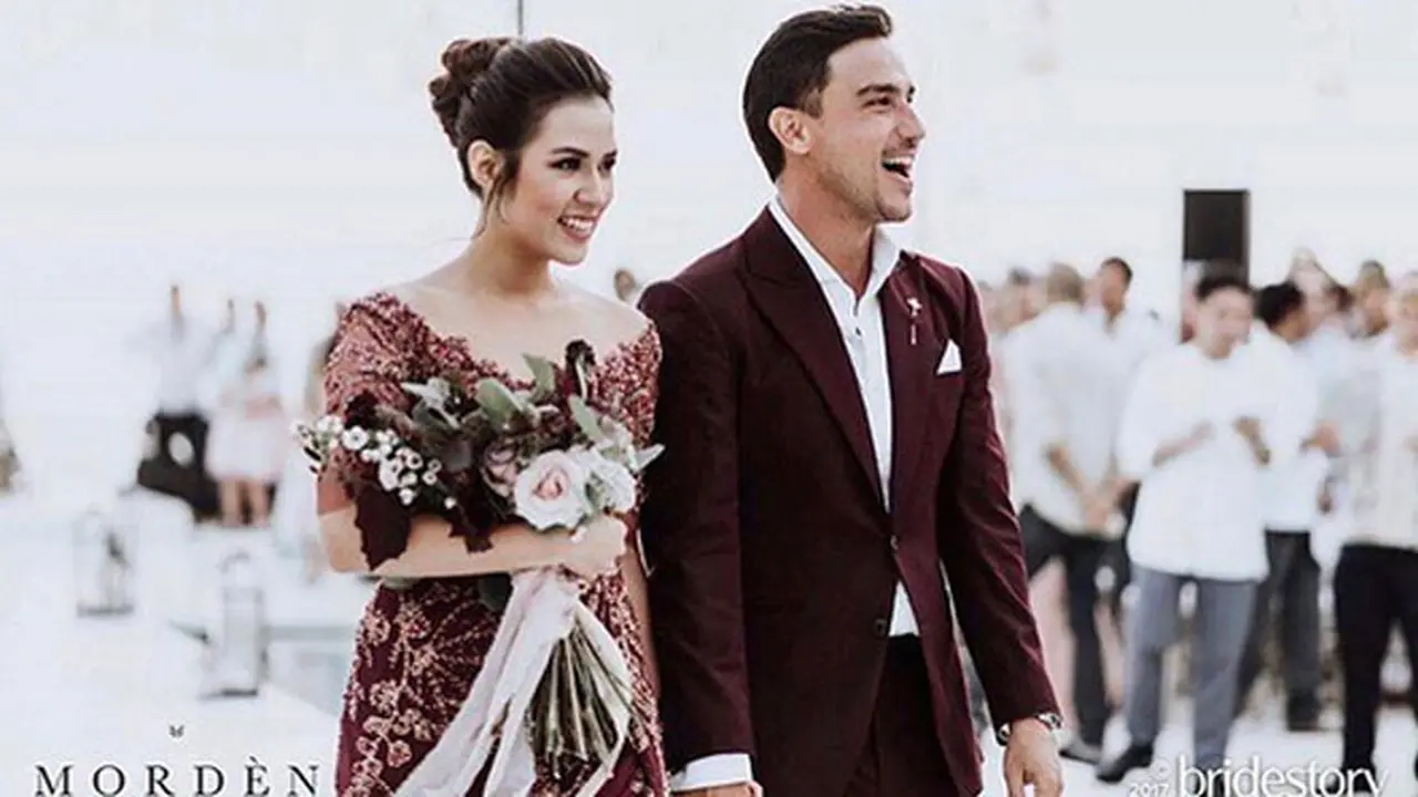 [Bintang] Raisa Andriana dan Hamish Daud
