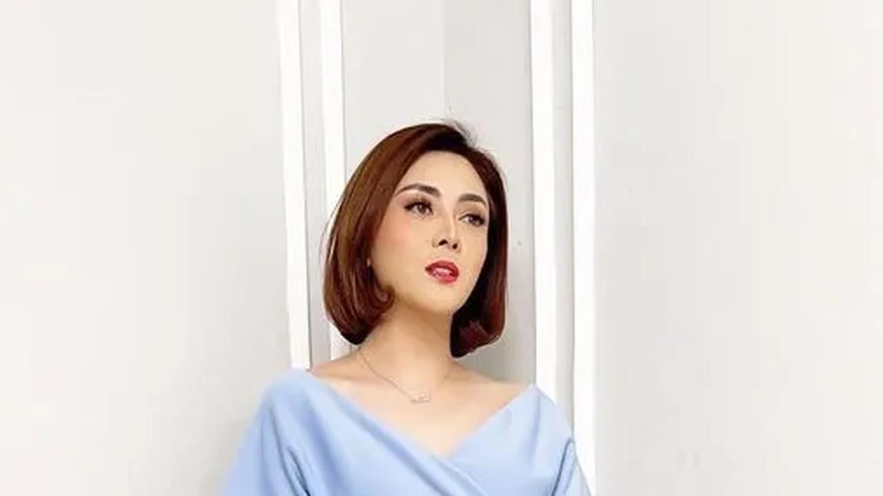Dhena Devanka Mantan Istri Jonathan Frizzy 'Tidak Ada Saya Memacari Suami Orang Wei