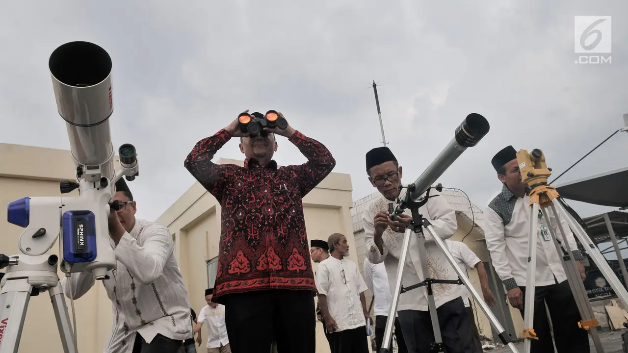 Tim Hisab Rukyat Jakarta Memantau Hilal Satu Ramadan