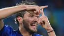 Pada menit ke-26 Italia akhirnya benar-benar unggul 1-0 melalui gol gelandang Manuel Locatelli yang menyontek bola dari umpan Domenico Berardi di sisi kanan. (Foto: AFP/Pool/Ettore Ferrari)