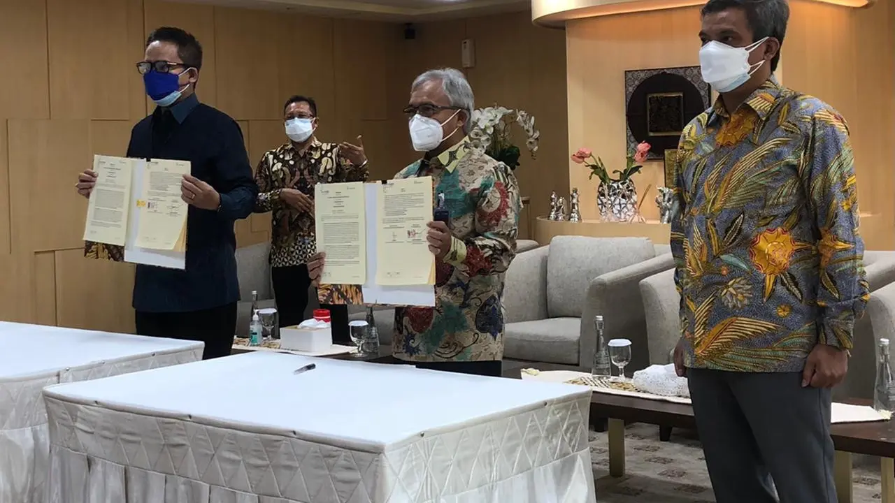 Bank BTN bermitra dengan PT Indofarma Tbk, perusahaan yang bergerak di bidang farmasi.