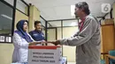 Masyarakat yang ingin melamar menjadi petugas PPSU bisa langsung datang ke kantor kelurahan setempat. (Liputan6.com/Angga Yuniar)