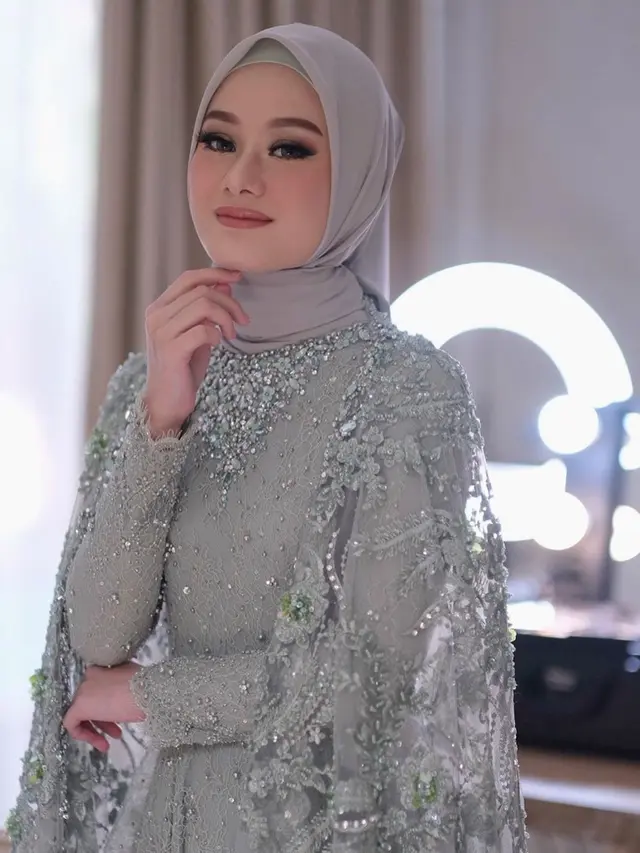 6 Potret Detail Makeup Dinda Hauw, dari Lamaran Hingga Resmi Menikah