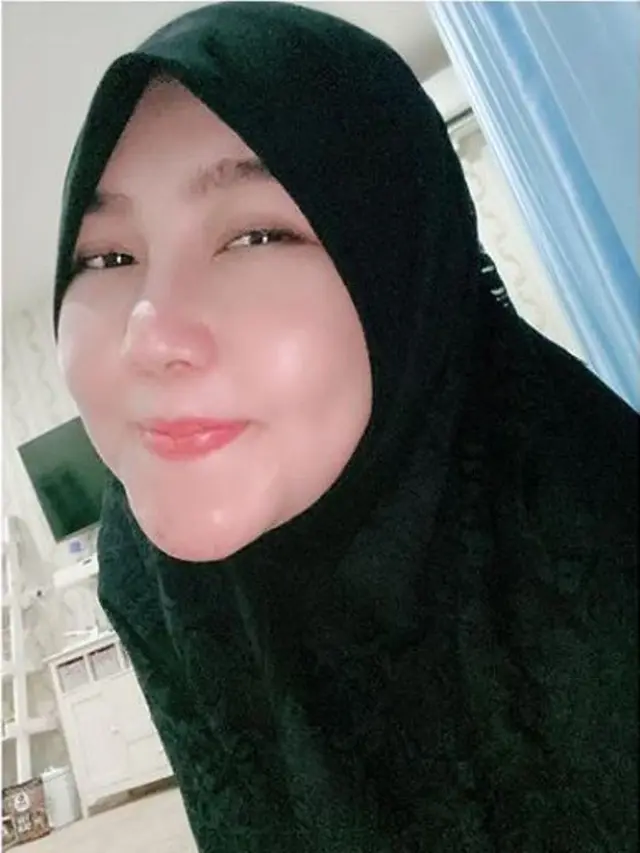 Via Vallen Berhijab