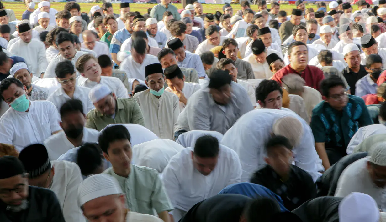 Sebagai informasi, terjadi perbedaan penetapan Hari Raya Idul Adha 1444 H atau tahun 2023. Muhammadiyah menetapkan Idul Adha jatuh pada hari ini. (Liputan6.com/Faizal Fanani)