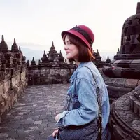 Astrid Tiar di Borobudur (Instagram/astridtiar27)
