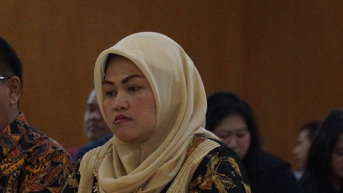 Bupati Bekasi nonaktif Neneng Hasanah Yasin dituntut hukuman 7,5 tahun penjara oleh jaksa KPK atas kasus suap perizinan proyek Meikarta. (Huyogo Simbolon)