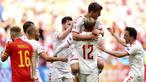 Denmark menghancurkan semifinalis Euro 2016, Wales dengan skor telak 4-0 dalam laga babak 16 Besar Euro 2020 (Euro 2021) di Johan Cruyff ArenA, Amsterdam, Sabtu (26/6/2021) malam WIB. Di 8 Besar, Denmark akan menantang pemenang Belanda kontra Republik Ceska. (Foto: AP/Pool/Dean Mouhtaropoulos)