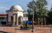 Sejarah Tugu Thomas Parr, Kisah Seorang Residen yang dibunuh oleh Penduduk Bengkulu
