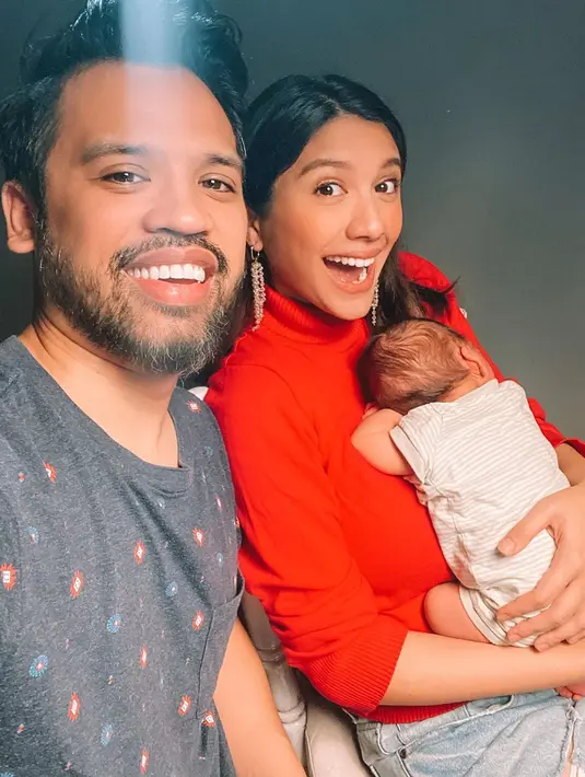 (Instagram/achasinaga)