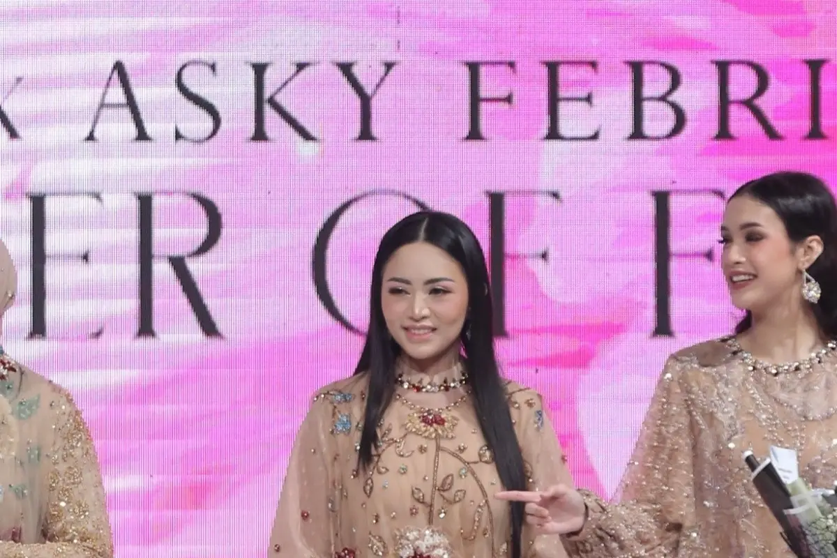 Rachel Vennya jadi muse di acara fashion show