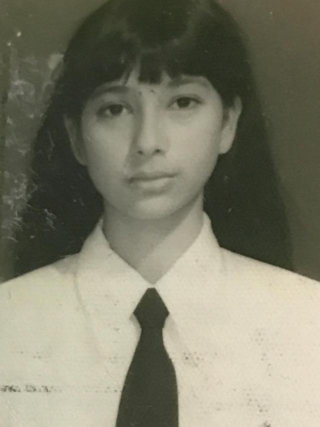 Potret Masa Muda 7 Artis Blasteran Era 90-an, Curi Perhatian - Hot