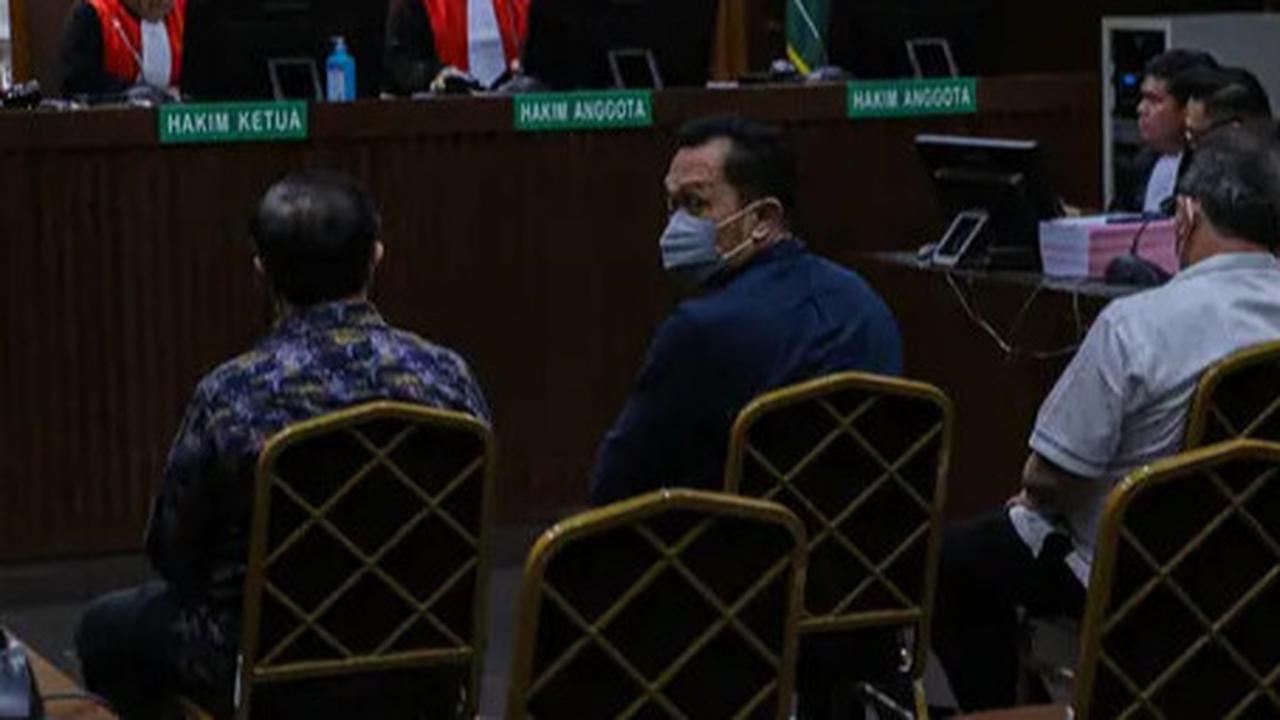 FOTO: Momen Tiga Hakim PN Surabaya Didakwa Terima Suap Rp4,6 Miliar Terkait Vonis Bebas Ronald Tannur