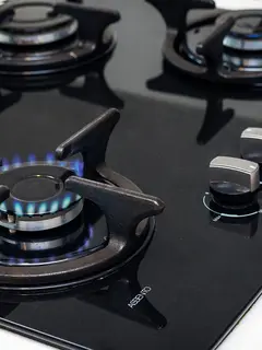 Ilustrasi kompor gas (dok. Pixabay.com/ferarcosn/Putu Elmira)