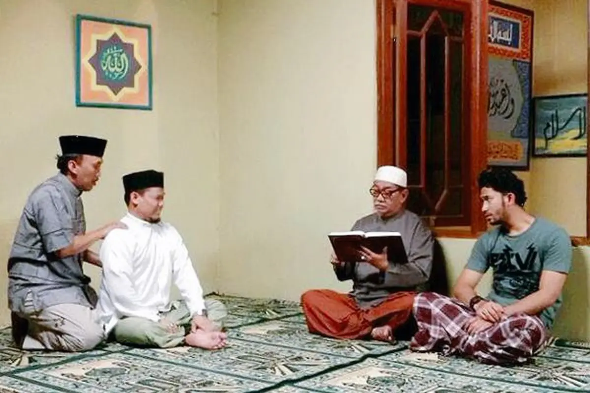 Para pencari tuhan 9
