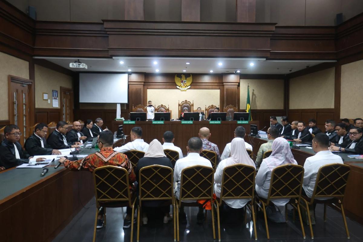 FOTO: Eks Wamenaker Noel Ebenezer Hadiri Sidang Perdana Kasus Pemerasan Sertifikat K3