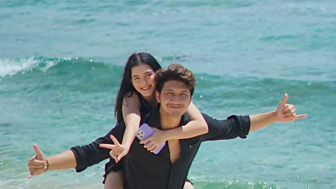 Tampil Serasi, Ini Gaya Kompak Aditya Zoni dan Yasmine Ow yang Selalu Menawan