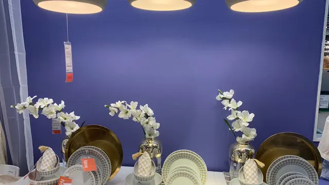 Desain peralatan makan untuk Ramadhan yang terinspirasi dari Masjid Biru di Istambul