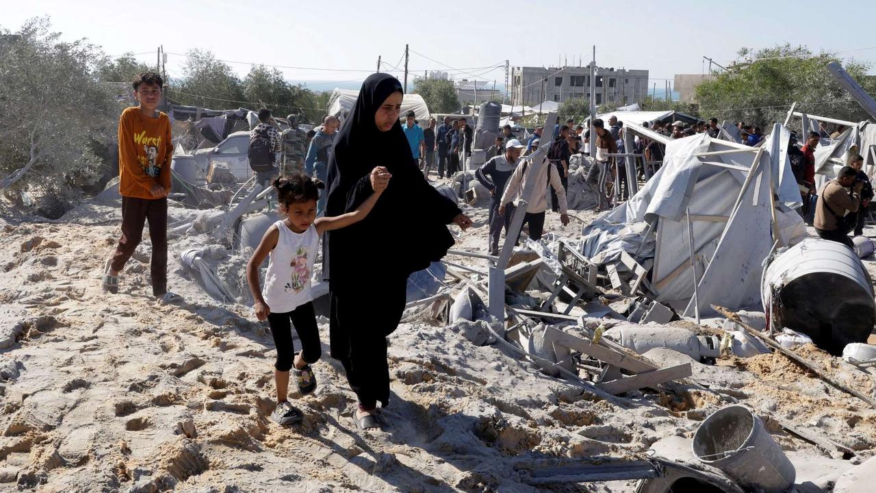Detik-detik serangan udara Israel hantam kamp pengungsian Jalur Gaza