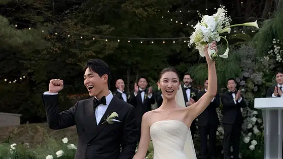 Ejae KPop Demon Hunters Menikah, Tampil Menawan Berbalut Gaun Danielle Frankel dan Hanbok Tradisional Korea