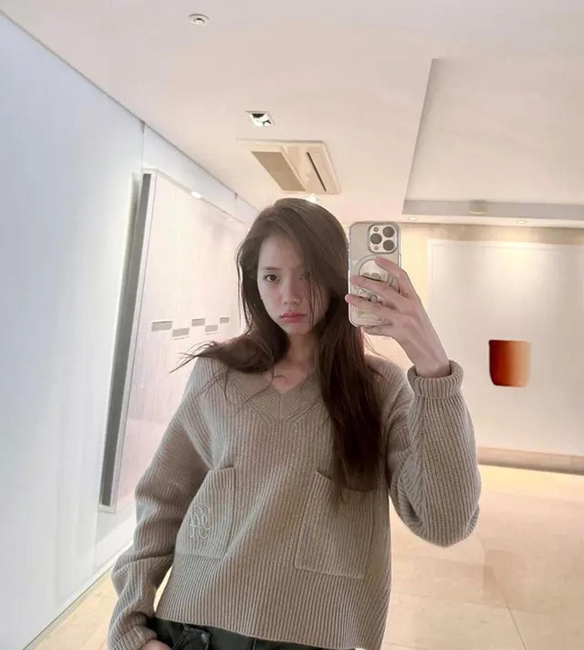 Jisoo Berencana Rilis Lagu Solo dan Comeback Bersama BLACKPINK
