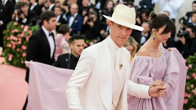 Adu Gaya Penampilan Seleb Hollywood di Met Gala 2019