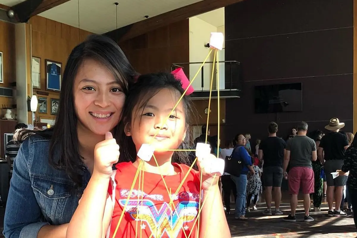 7 Potret Kebersamaan Jill Carissa Bersama Putrinya yang Kini Tinggal di Australia
