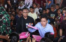 Momen Wapres Gibran Kunjungi Pengungsi Erupsi Gunung Lewotobi Laki-Laki