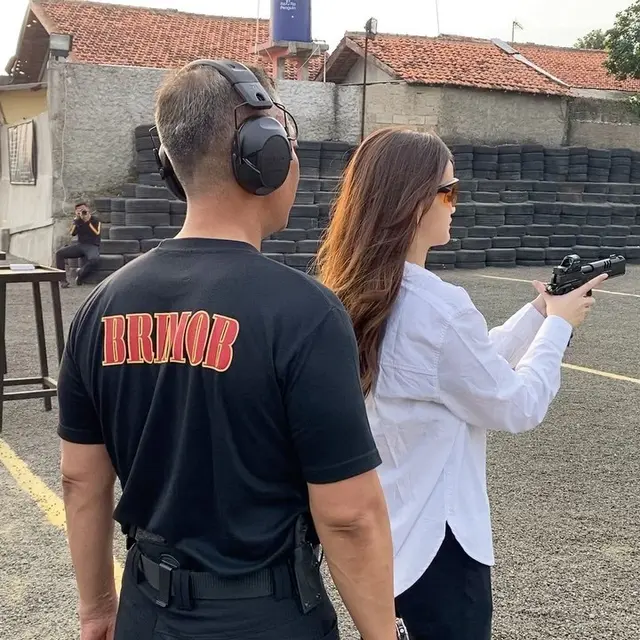 [Fimela] Ferry Maryadi dan Harliafa Princy