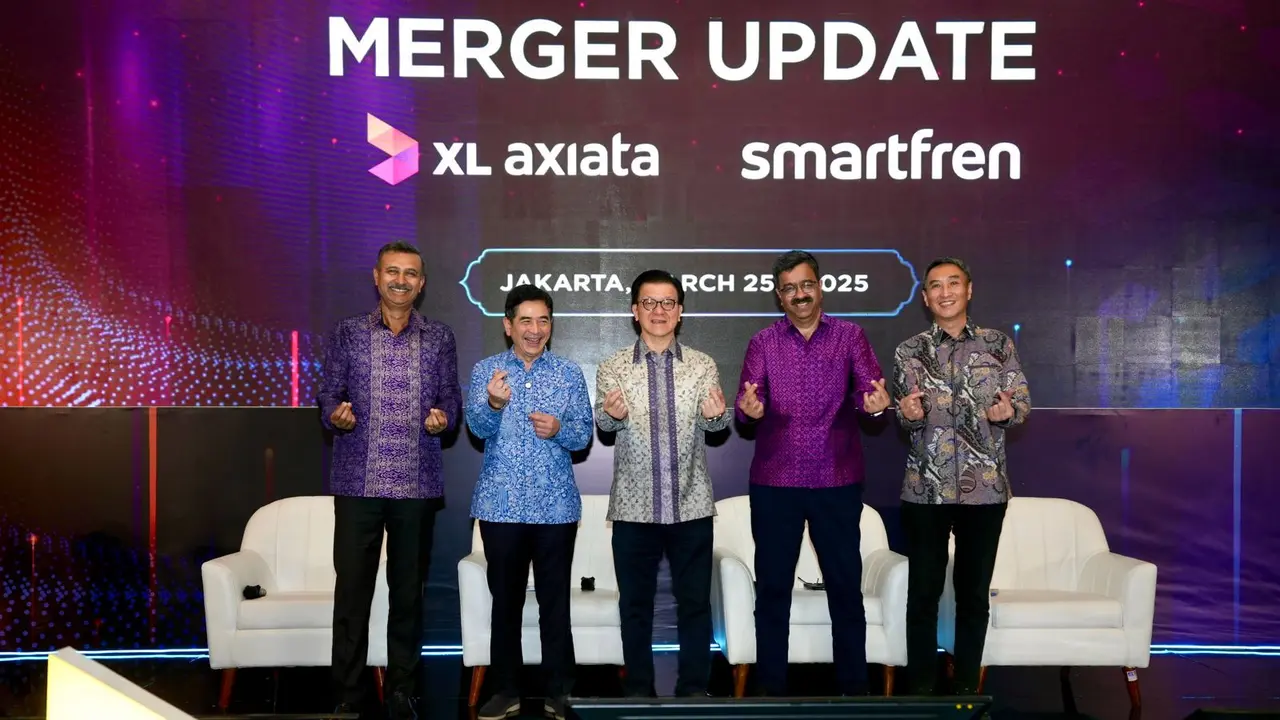 Konferensi Pers Pengumuman Pemegang Saham atas Merger XL Axiata dan Smartfren