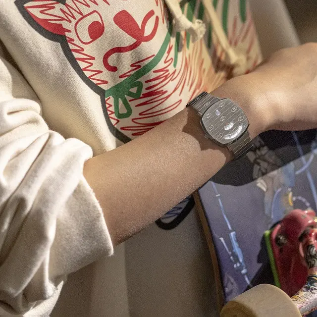 Gucci Rilis Proyek Kolaboratif Jam Tangan Grip Yang Kedua Fashion Fimela Com