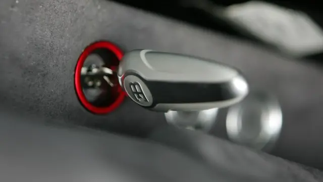 Kunci Mobil Bugatti Veyron
