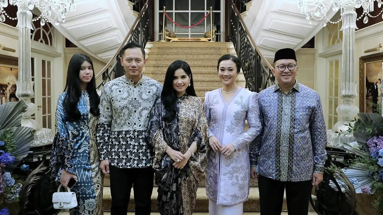 Penampilan Kembar Annisa Pohan dan Almira Saat di Halal Bihalal, Terlihat Elegan dengan Dress Batik dan Tas Puluhan Juta