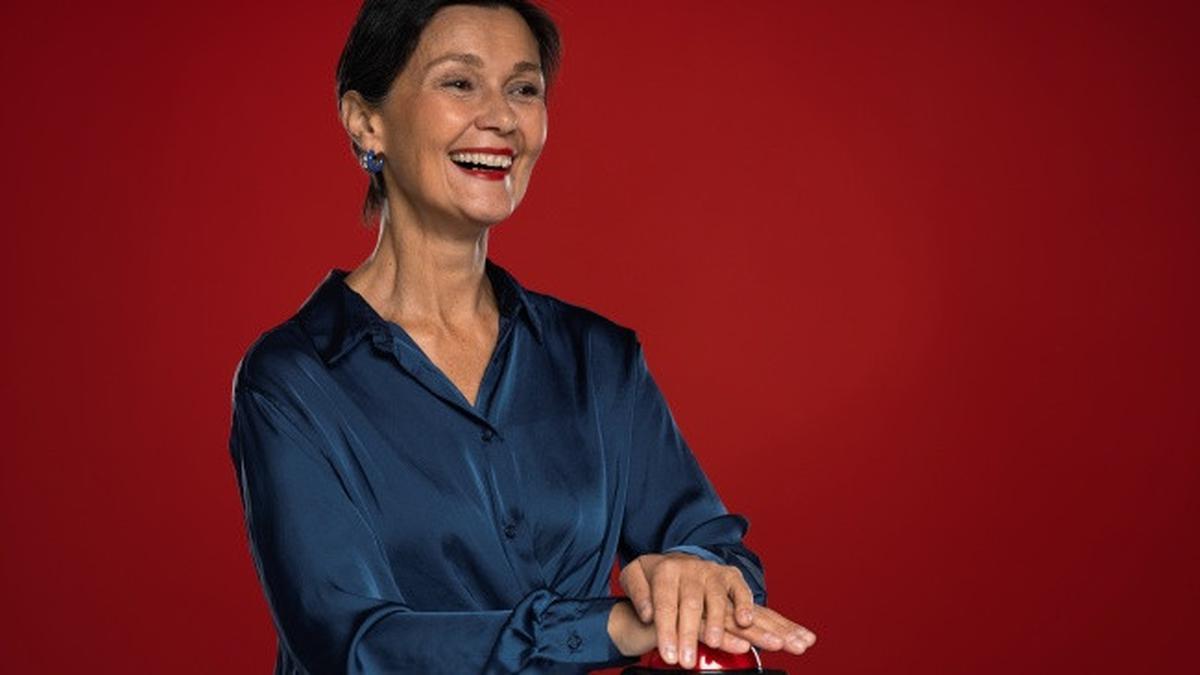 9 Rekomendasi Potongan Rambut untuk Ibu-Ibu 50 Tahun, Stylish Tapi Anti Ribet