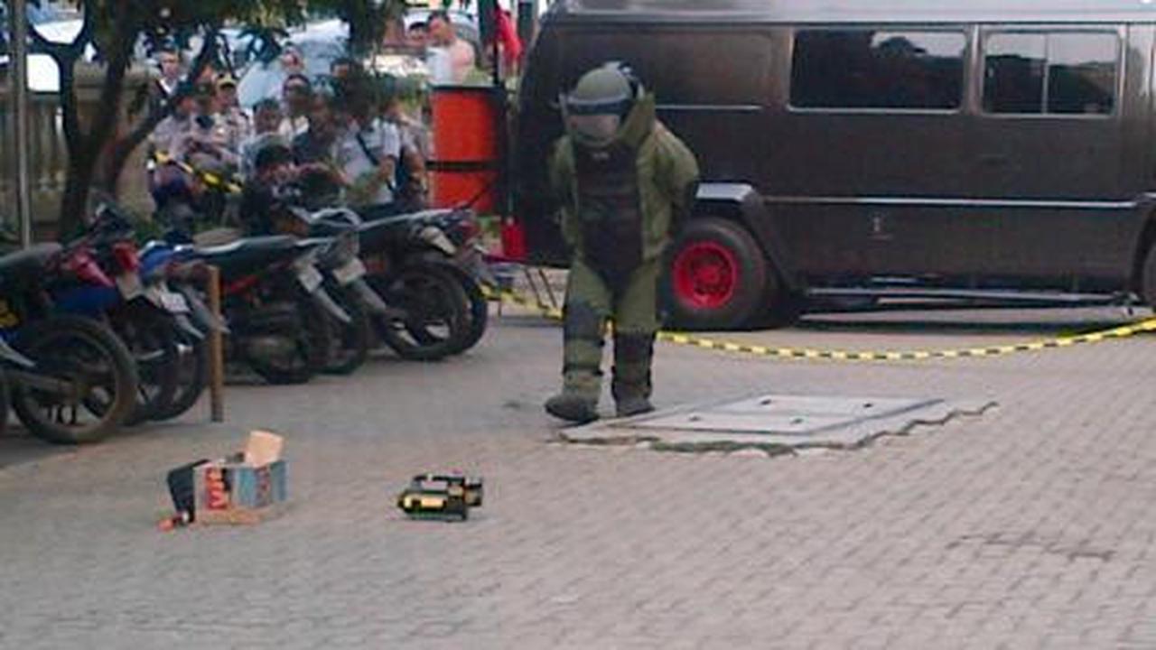 Benda mencurigakan ditemukan di Jalan Juanda Depok