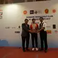 Jonathan Wijono (tengah) sukses jadi juara kategori boys pada Kejuaraan Golf Junior Internasional (istimewa)