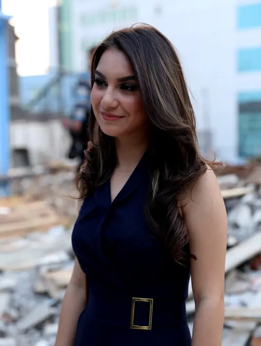 Alasan Irish mau terlibat di Tiger Boy lantaran dirinya sudah rindu dengan dunia film, apalagi sutradara film yang juga dibintangi oleh Stefan Williams itu sudah dikenalnya. (Andy Masela/Bintang.com)