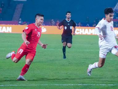 Timnas Indonesia akhirnya menelan kekalahan di pertandingan ketiga grup B Piala AFF 2024. Berhadapan dengan Timnas Vietnam, Skuad Garuda tumbang dengan skor tipis 1-0. (Dok.PSSI)