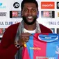 Emmanuel Adebayor resmi memperkuat Crystal Palace pada Selasa (26/1/2016) waktu setempat. (Crystal Palace)