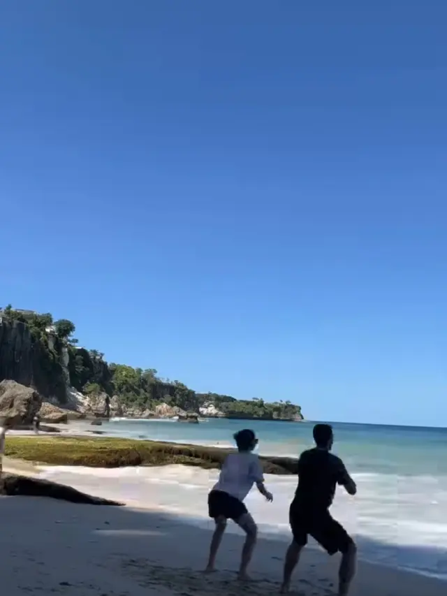 Jonatan Christie dan Shanju Bulan Madu