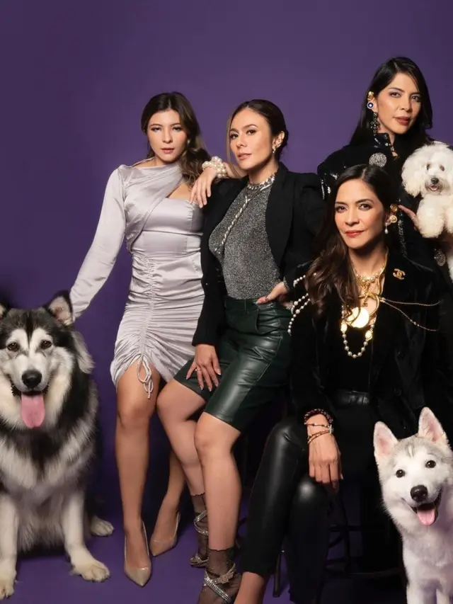 Wulan Guritno dan Shalom Razade Jadi Model