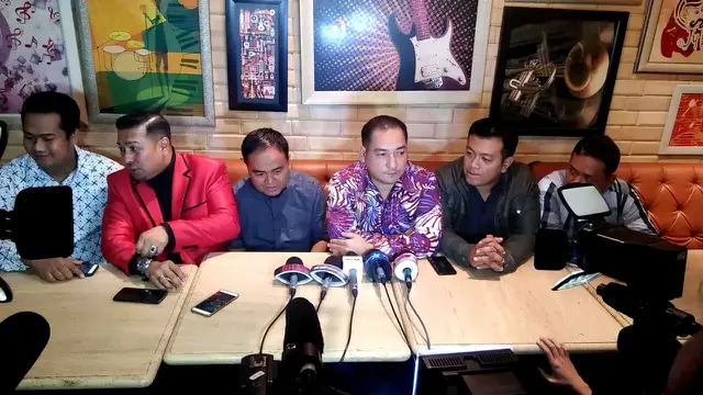 Jumpa pers Ayah Taqy Malik, Mansyudin Malik