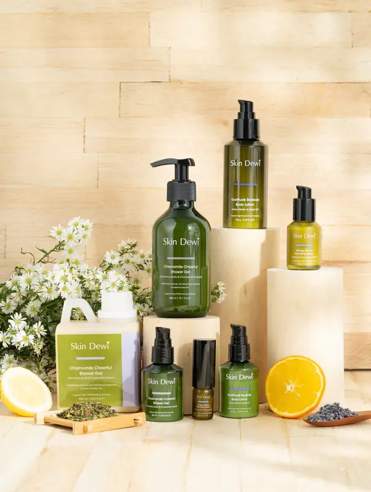 Relaxing, refreshing, dan embracing diri kamu sebenarnya, melalui tiga produk perawatan tubuh terbaru dari Skin Dewi.