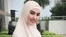 “Enggak sih (Enggak takut),” jawab Kartika Putri di  Fairmont, Senayan, Jakarta, Jumat (18/5/2018). (Instagram/kartikaputriworld)
