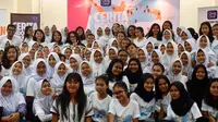 Remaja bisa tampil percaya diri dengan mengajarkan indahnya keberagaman budaya Indonesia (Liputan6/pool/Vinsensia Dianawanti)