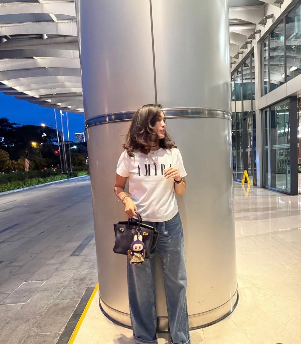Potret Ussy Sulistiawaty yang Bikin Pangling, Dipuji Masih Cocok Jadi Mahasiswi
