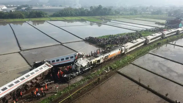 Kecelakaan Kereta Turangga Vs Bandung Raya