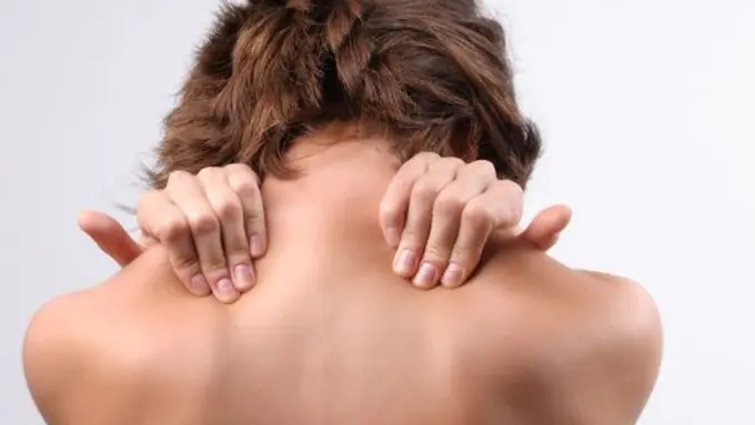 Atasi Nyeri Sekitar Bahu dan Punggung dengan 5 Bahan Alami Ini