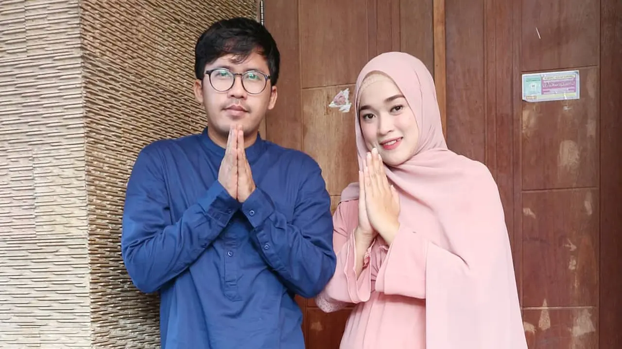 6 Momen Manis Ayus Sabyan dan Istri